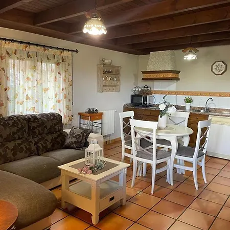 Casa Rural La Cuca Cerca De Cabarceno Country house